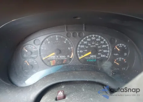 2000 Chevrolet Blazer Ls from USA, damaged, VIN 1GNCS18W1YK293937